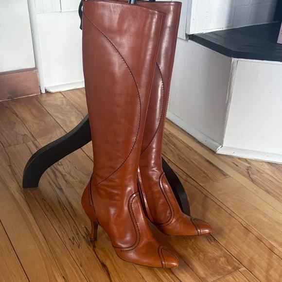 Louis Vuitton Tan Leather Heeled Boots - Picture 5 of 15